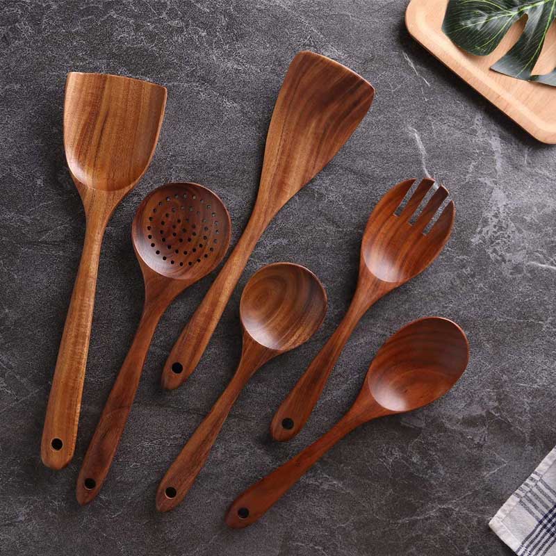 https://bamboocutleryset.com/wp-content/uploads/2020/08/wooden-Kitchen-Utensils-set.jpg